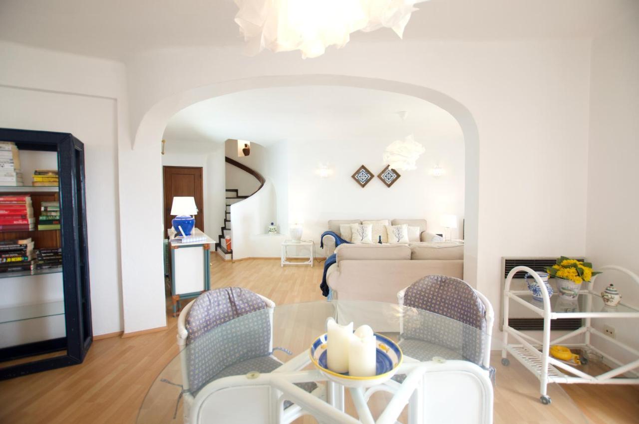 T3 Holiday Cottage Near The Beach | B111 포르체스 외부 사진